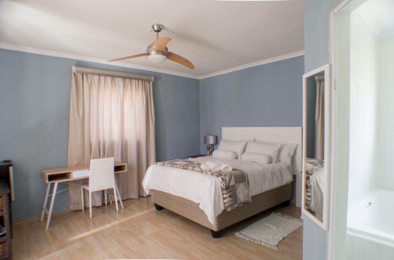 Seroloana Guest House Ράστενμπεργκ Εξωτερικό φωτογραφία