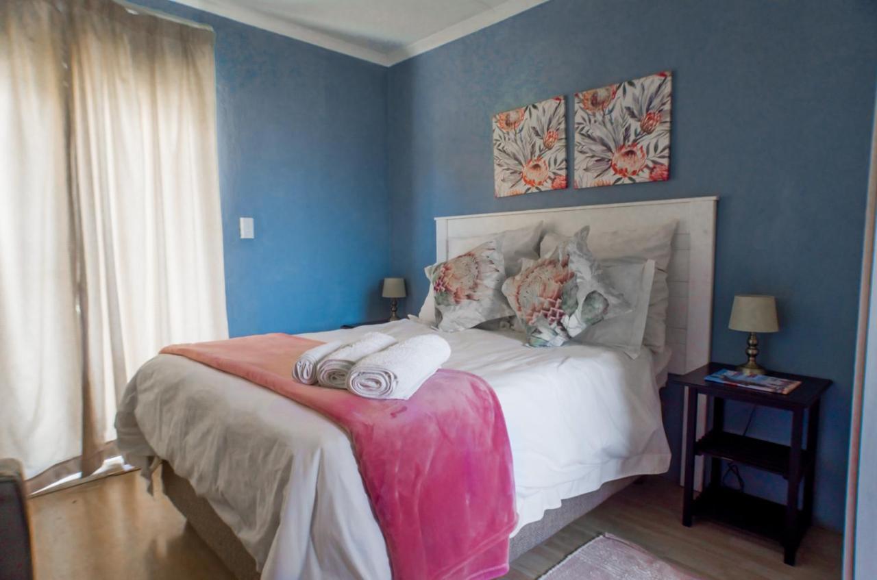 Seroloana Guest House Ράστενμπεργκ Εξωτερικό φωτογραφία